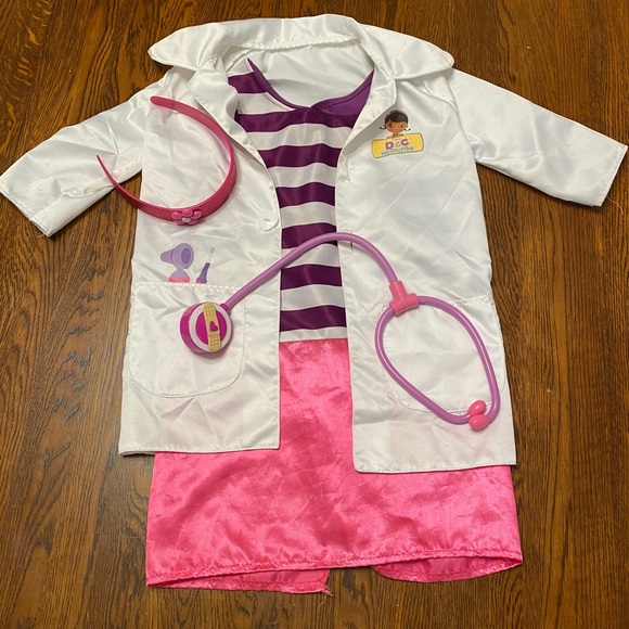 Other - Girl’s Doc McStuffins Costume, size 4-6X